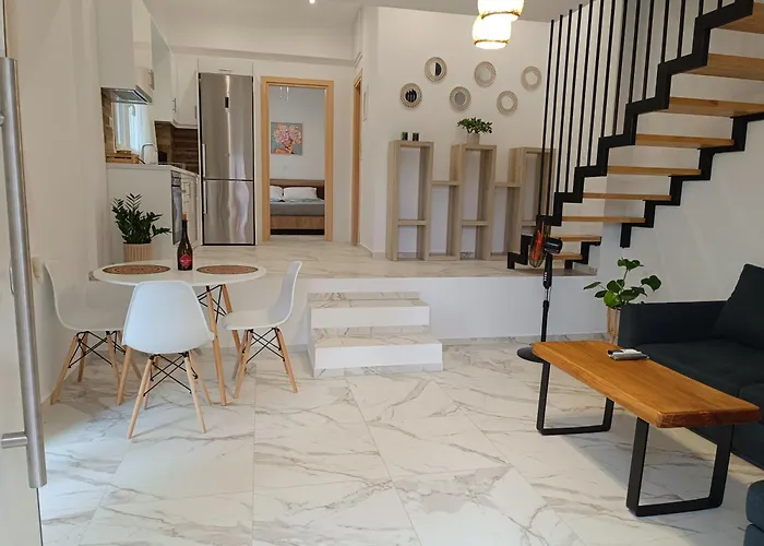 Marianas Lovely House!